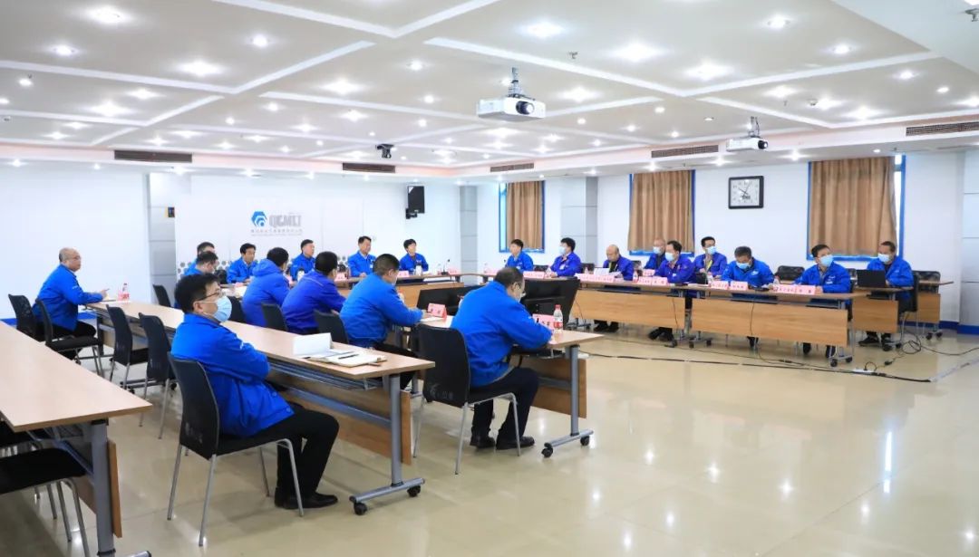 严鉴铂：鼓足干劲 协同作战 冲刺既定目标任务