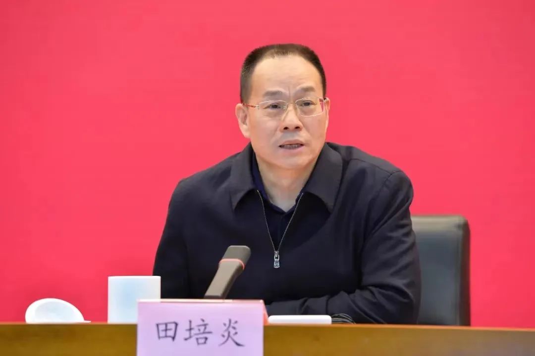 Ebpay集团党委组织参加学习贯彻党的二十大精神中央宣讲团国资国企系统报告会