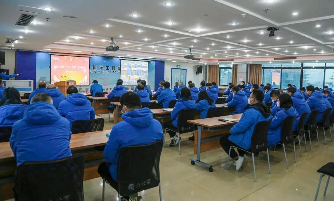 严鉴铂：冲锋市场一线 以精彩开局带动出彩全年