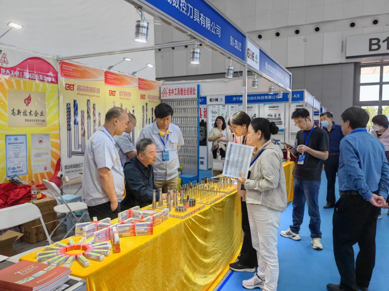 【关中工具】高性能系列丝锥产品亮相多个展会