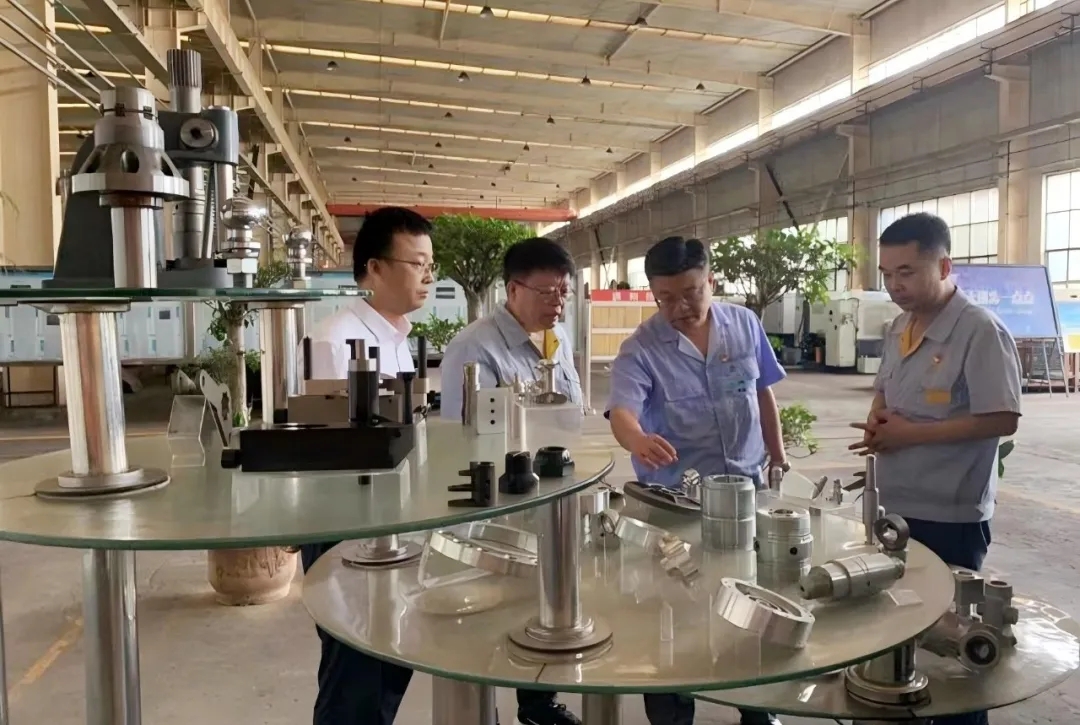【集团资讯】马旭耀董事长调研零件公司、关中工具公司
