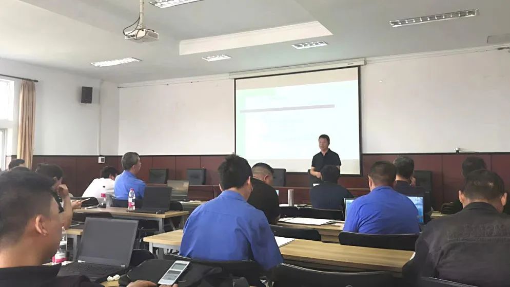 【汉江工具】开展“学以致用 精技强能”数控编程专项培训